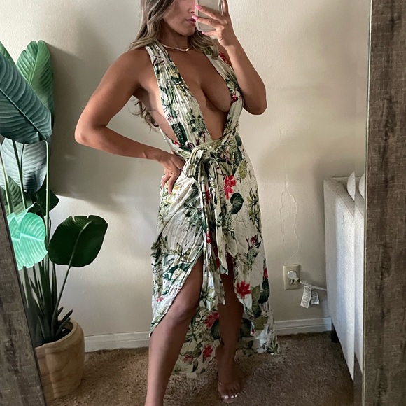Fashion Nova tropical maxi dress - Picture 5 of 7